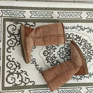 UGG Classic Boots Chestnut